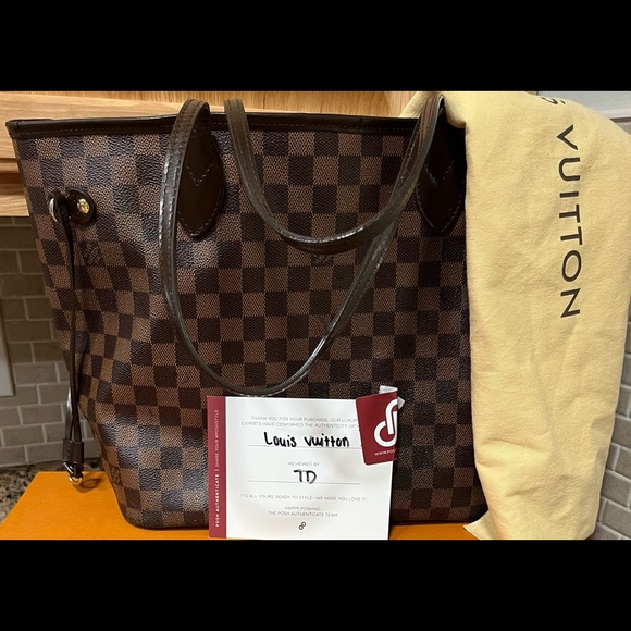 Louis Vuitton Damier Ebene Neverfull MM - Picture 1 of 13
